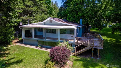 2553 Mackenzie Road