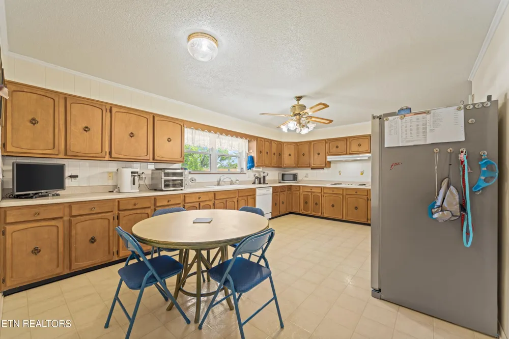 3320 Bakertown Rd Knoxville, TN 37931