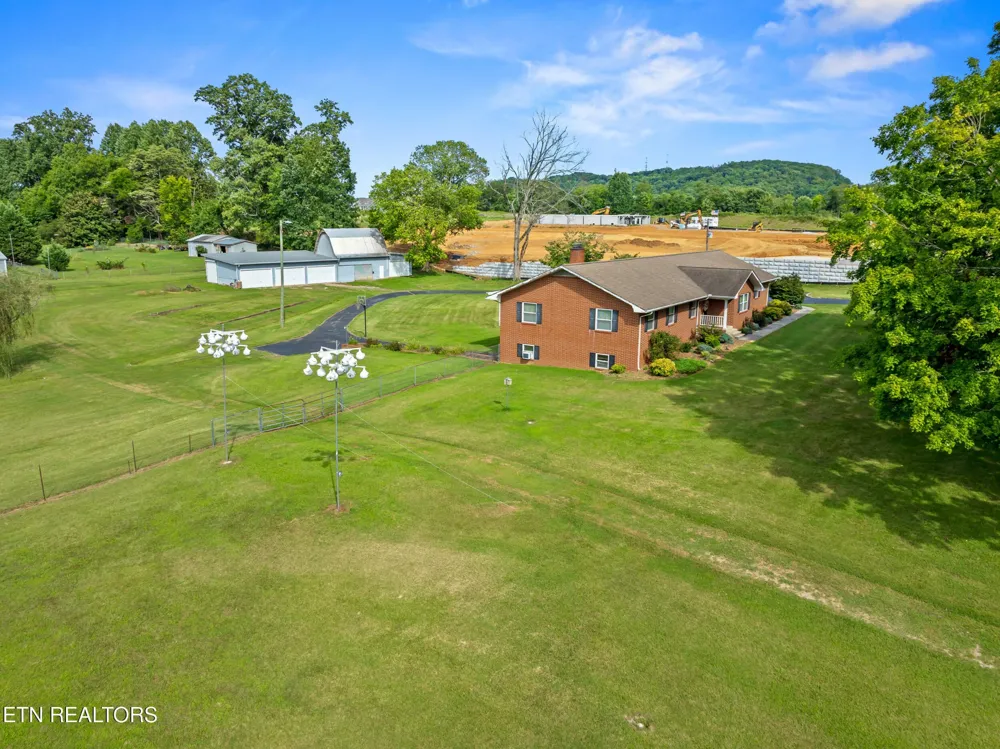 3320 Bakertown Rd Knoxville, TN 37931