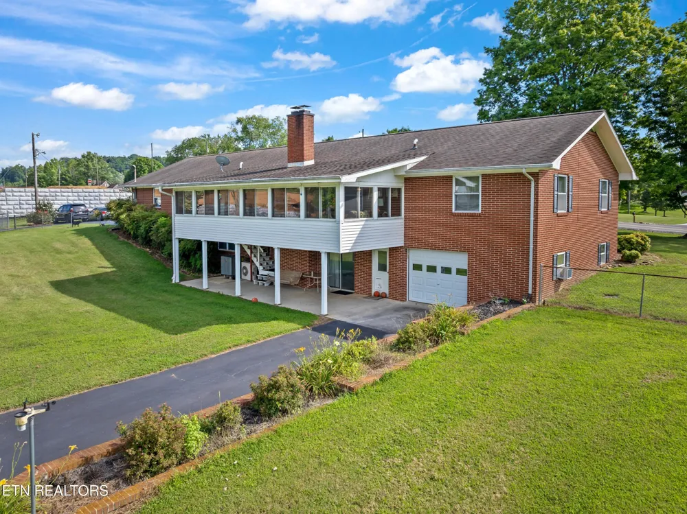 3320 Bakertown Rd Knoxville, TN 37931