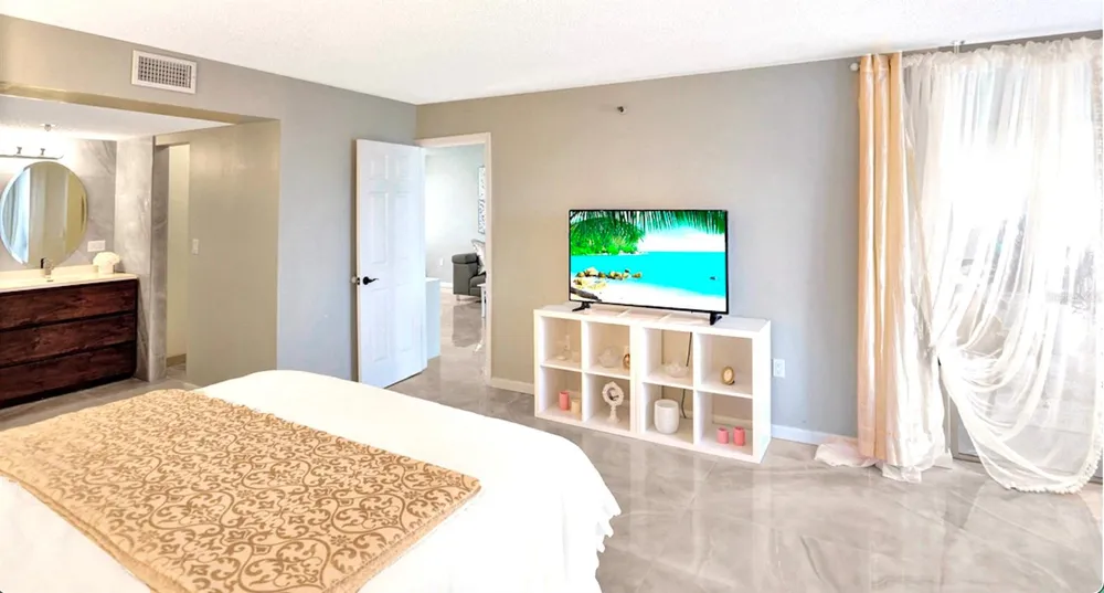 3940 INVERRARY BOULEVARD #703A Lauderhill, FL 33319