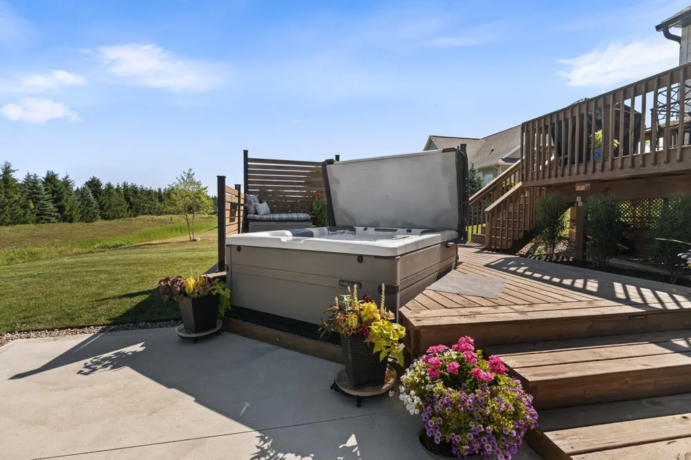6691 Yamoto Way Fennville, MI 49408