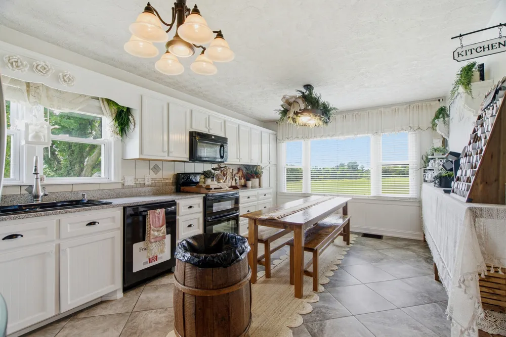 9803 Burgess Gower Rd Cedar Hill, TN 37032