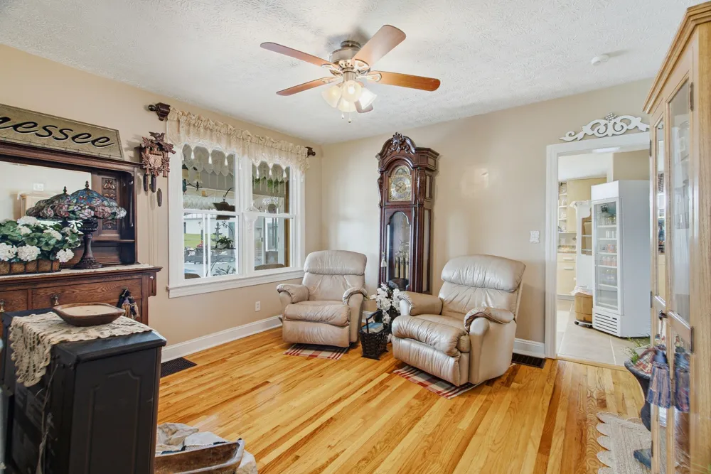 9803 Burgess Gower Rd Cedar Hill, TN 37032