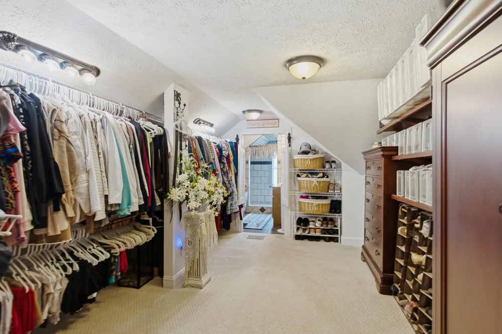 9803 Burgess Gower Rd Cedar Hill, TN 37032