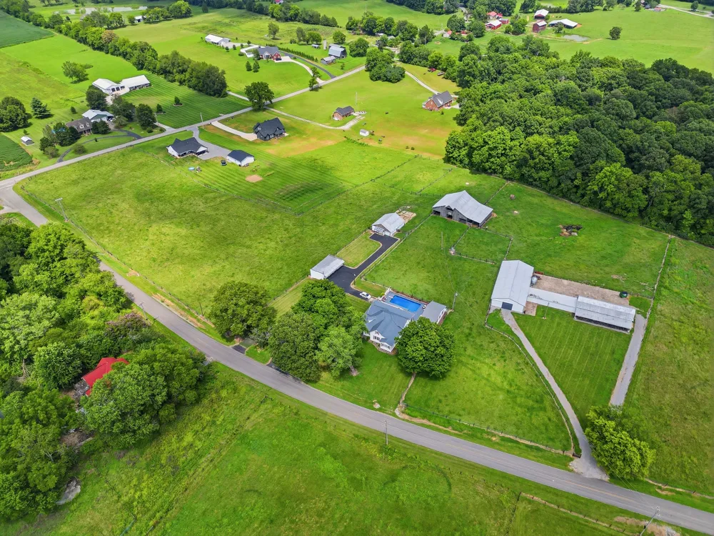 9803 Burgess Gower Rd Cedar Hill, TN 37032