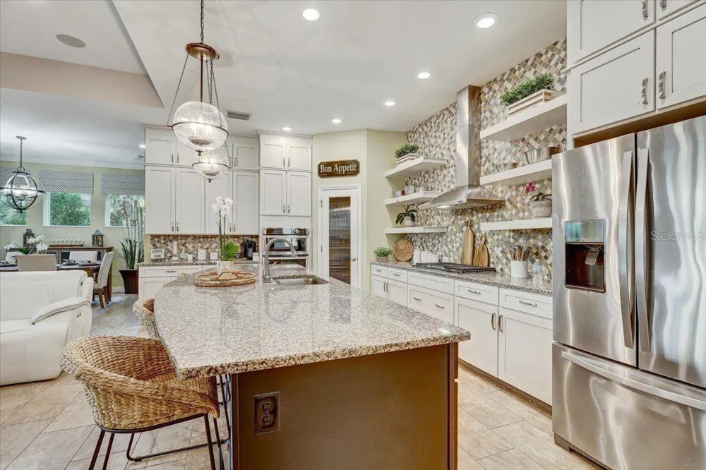 7209 MEETING HOUSE LANE Apollo Beach, FL 33572