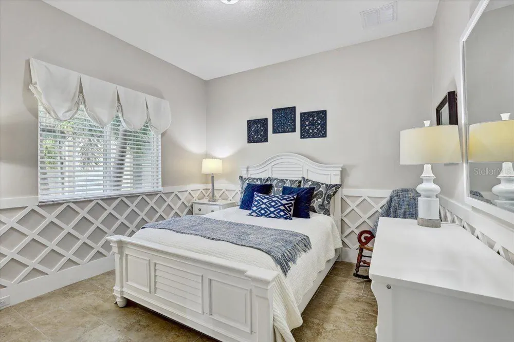 7209 MEETING HOUSE LANE Apollo Beach, FL 33572