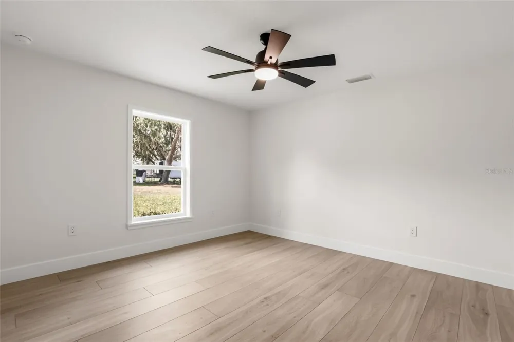 39251 COUNTY ROAD 439 Umatilla, FL 32784
