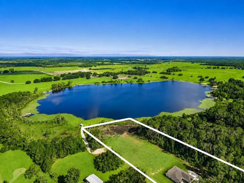 39251 COUNTY ROAD 439 Umatilla, FL 32784