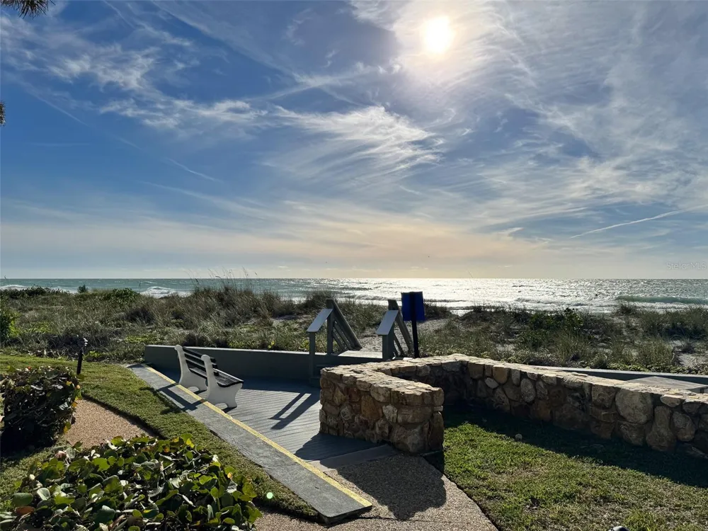 902 GIBBS ROAD #283 Venice, FL 34285