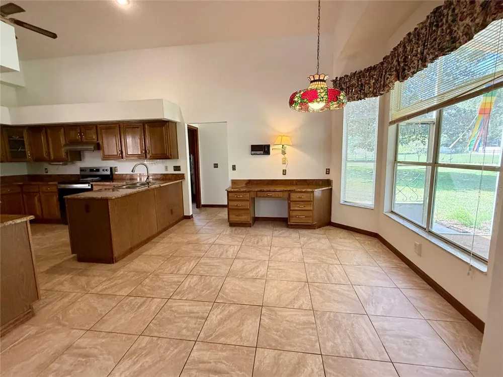124 ESTATES CIRCLE Lake Mary, FL 32746