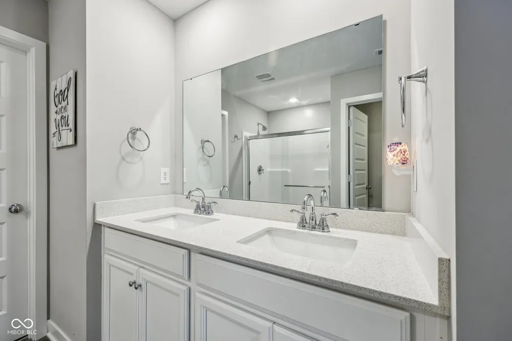 10358 Pronghorn Lane Indianapolis, IN 46239