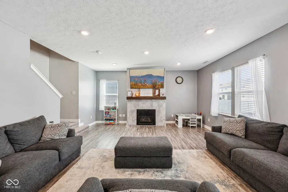 10358 Pronghorn Lane Indianapolis, IN 46239