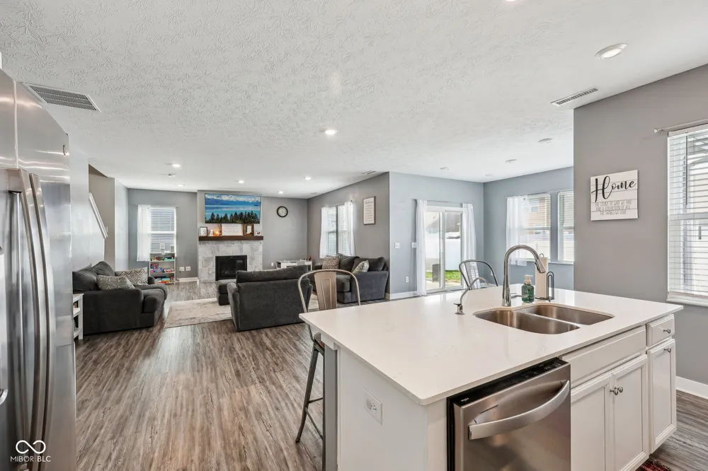 10358 Pronghorn Lane Indianapolis, IN 46239