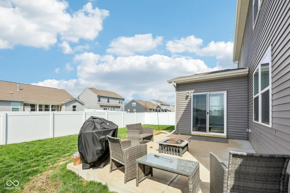 10358 Pronghorn Lane Indianapolis, IN 46239
