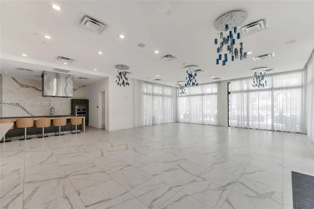 4733 NW 83rd Pkwy Doral, FL 33166