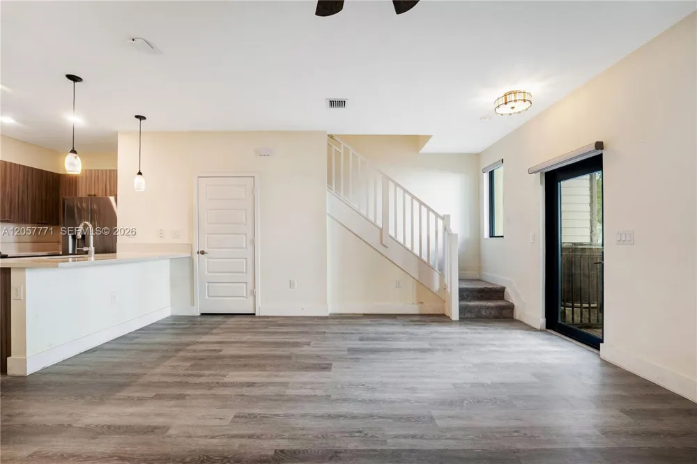 4733 NW 83rd Pkwy Doral, FL 33166