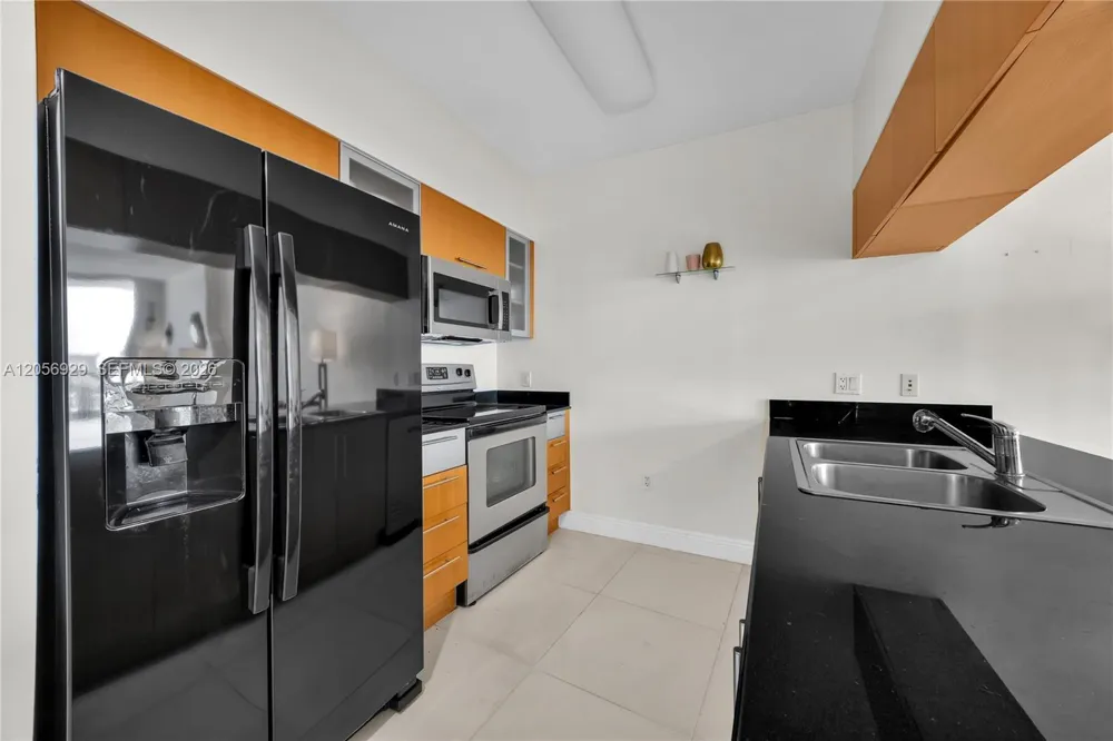 1750 Bayshore Dr #3310 Miami, FL 33132