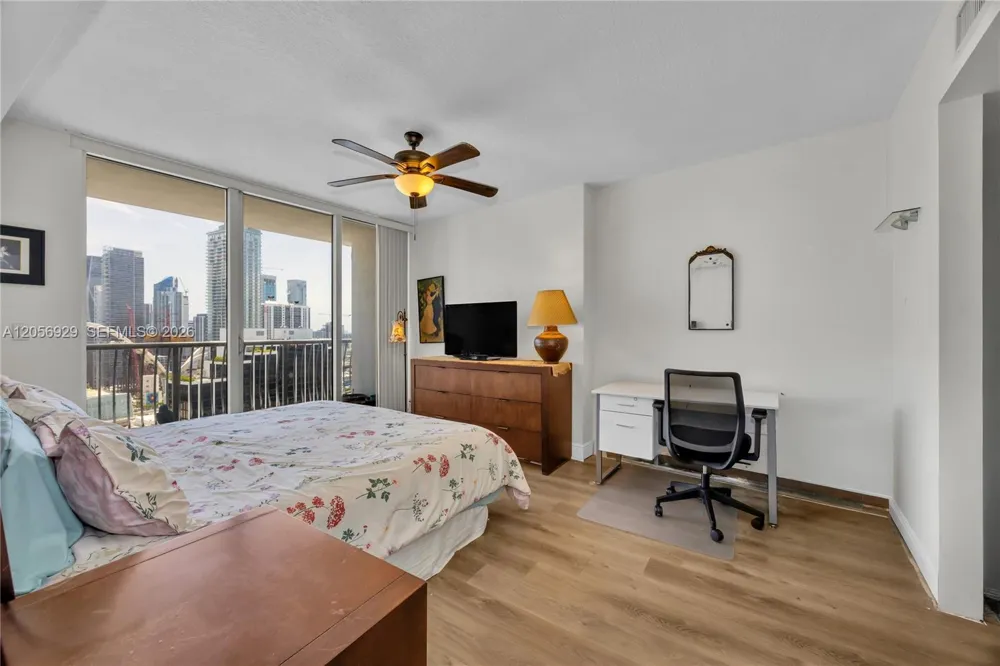 1750 Bayshore Dr #3310 Miami, FL 33132
