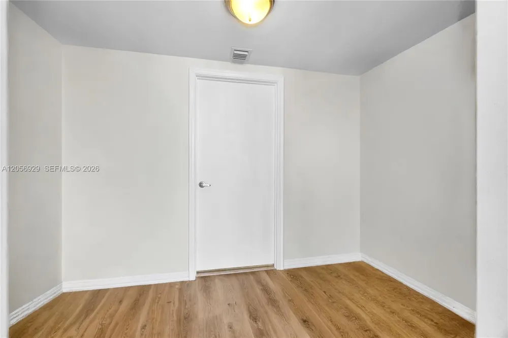 1750 Bayshore Dr #3310 Miami, FL 33132