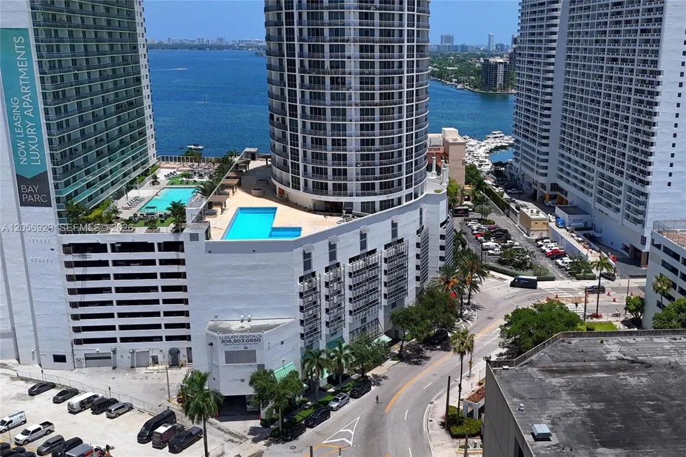 1750 Bayshore Dr #3310 Miami, FL 33132