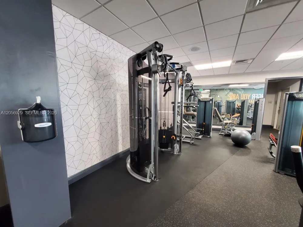 1750 Bayshore Dr #3310 Miami, FL 33132