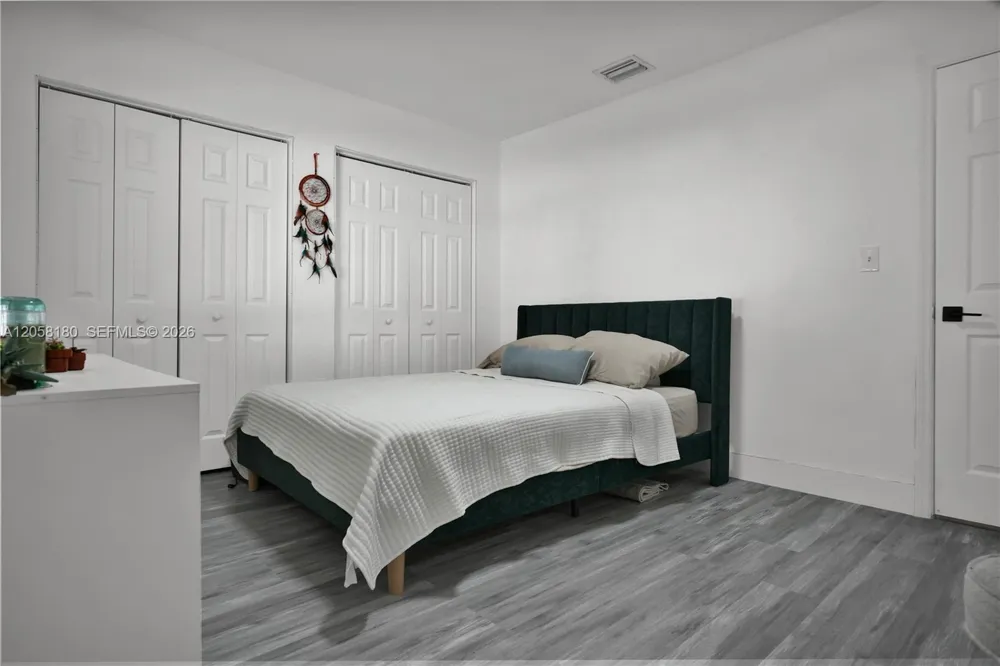 20464 NW 19th Ave Miami Gardens, FL 33056