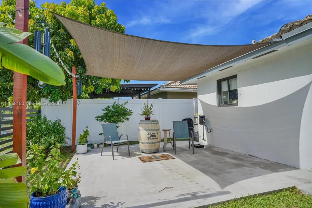 20464 NW 19th Ave Miami Gardens, FL 33056