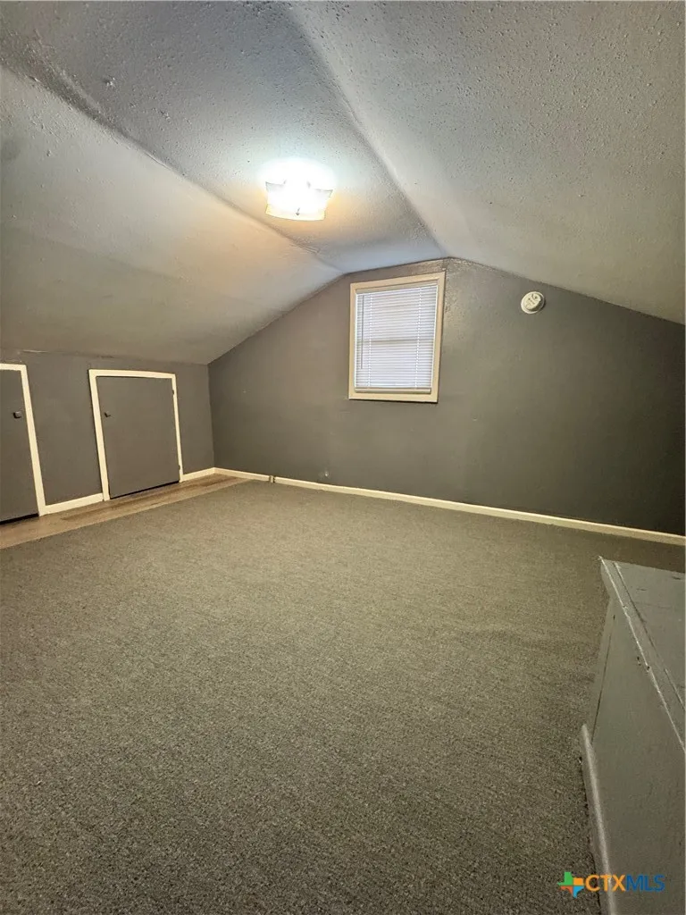 1401 E Mimosa Avenue Victoria, TX 77901