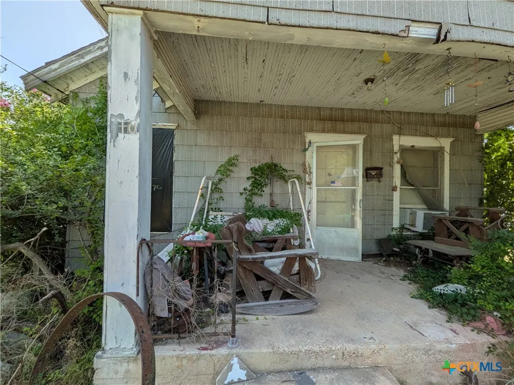 410 S 14th Street Gatesville, TX 76528