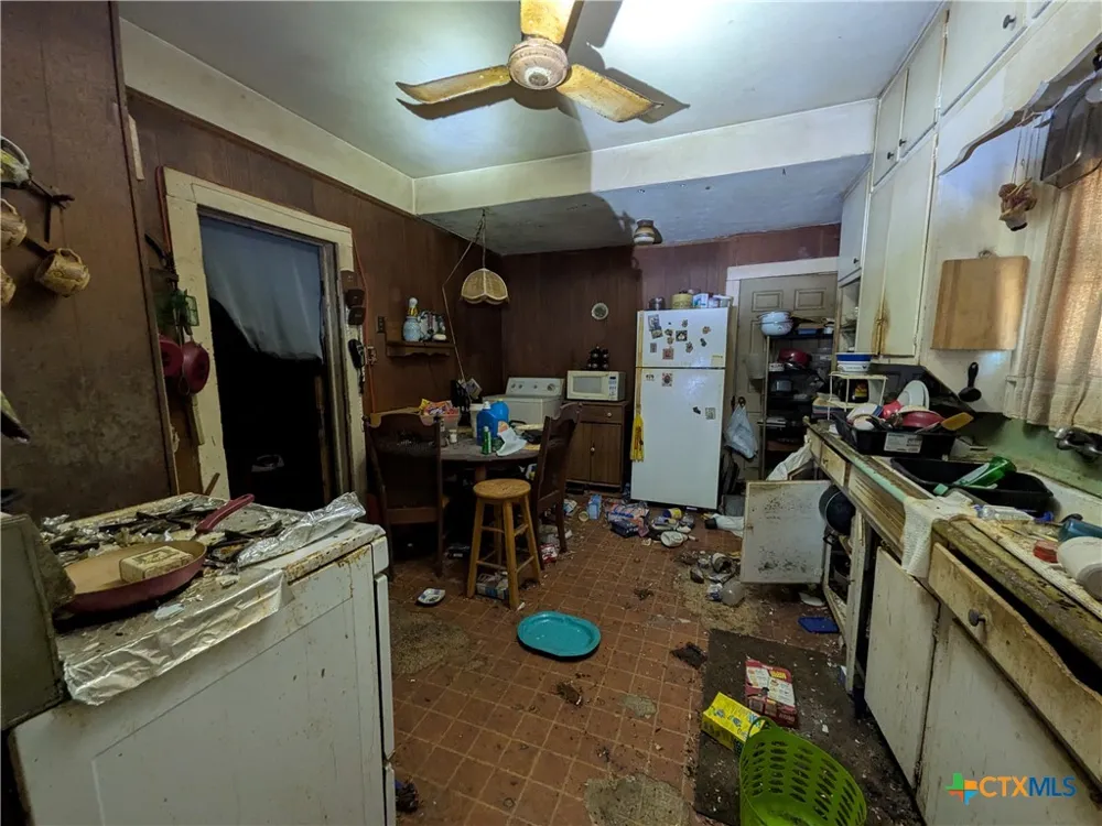 410 S 14th Street Gatesville, TX 76528