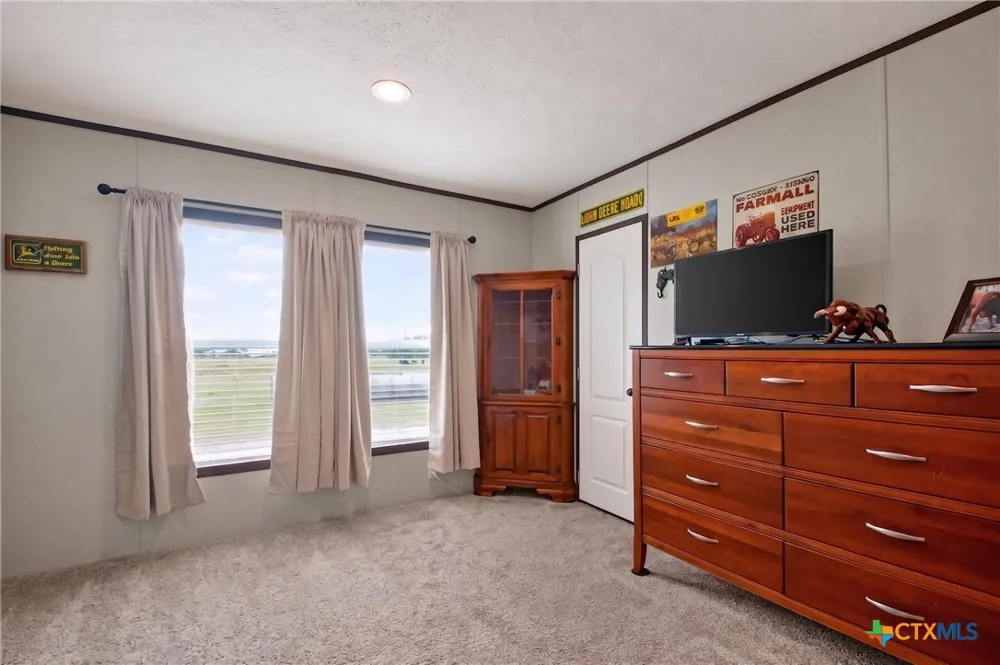 1576 Settlers Way Seguin, TX 78155