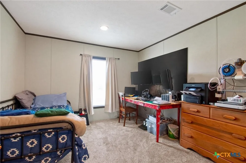 1576 Settlers Way Seguin, TX 78155