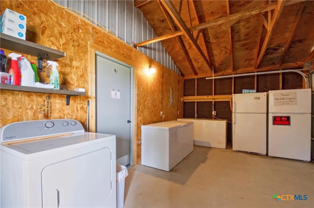 1576 Settlers Way Seguin, TX 78155