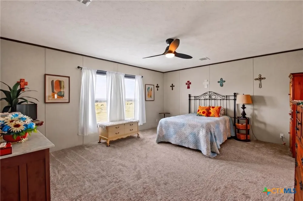 1576 Settlers Way Seguin, TX 78155