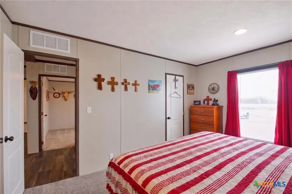 1576 Settlers Way Seguin, TX 78155