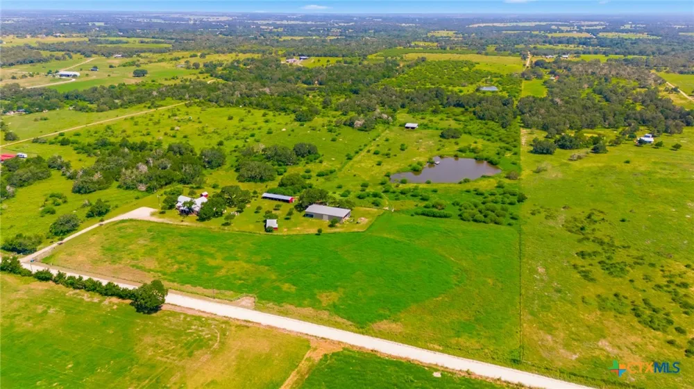 3298 CR 132 Hallettsville, TX 77964