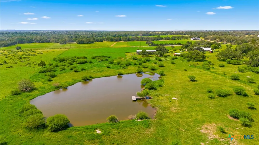 3298 CR 132 Hallettsville, TX 77964