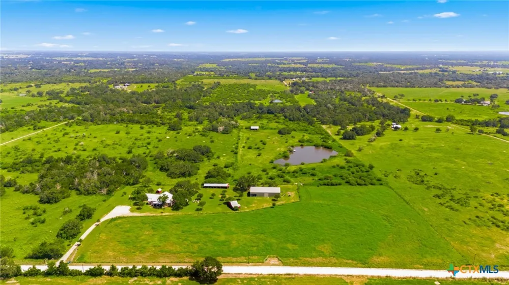 3298 CR 132 Hallettsville, TX 77964