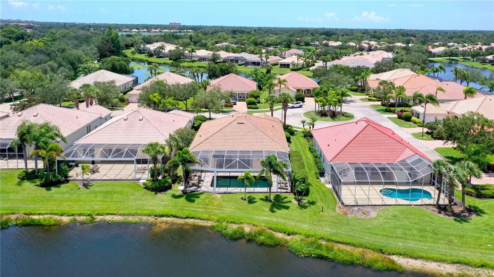 8672 DOLCE LANE Sarasota, FL 34238