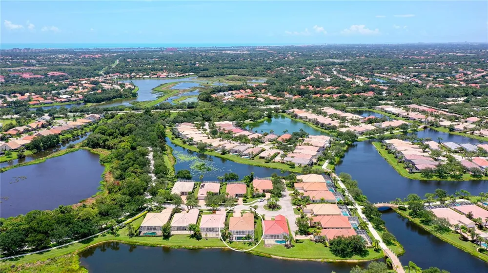 8672 DOLCE LANE Sarasota, FL 34238