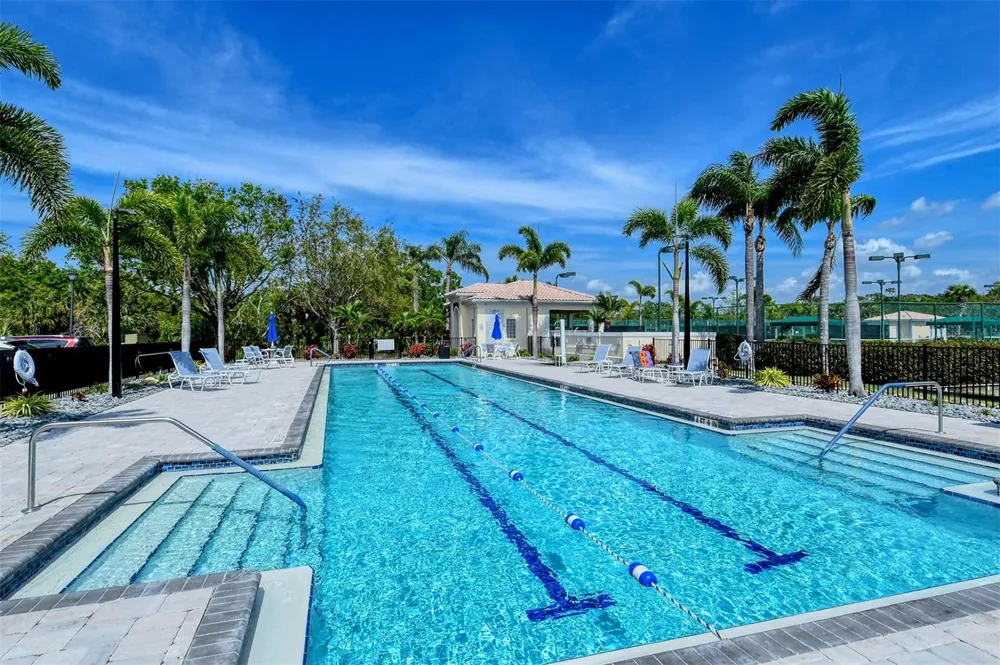 8672 DOLCE LANE Sarasota, FL 34238