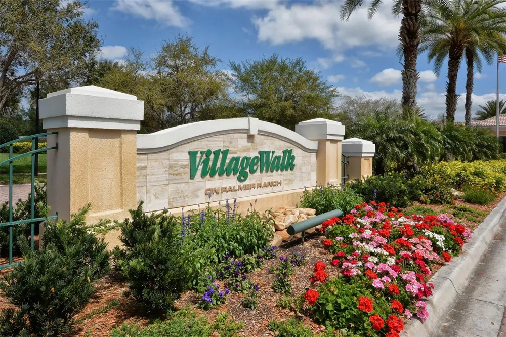 8672 DOLCE LANE Sarasota, FL 34238