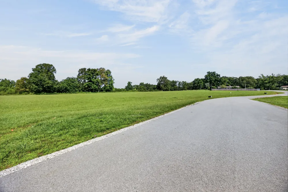 1499 Anna Maria Ln Cookeville, TN 38501