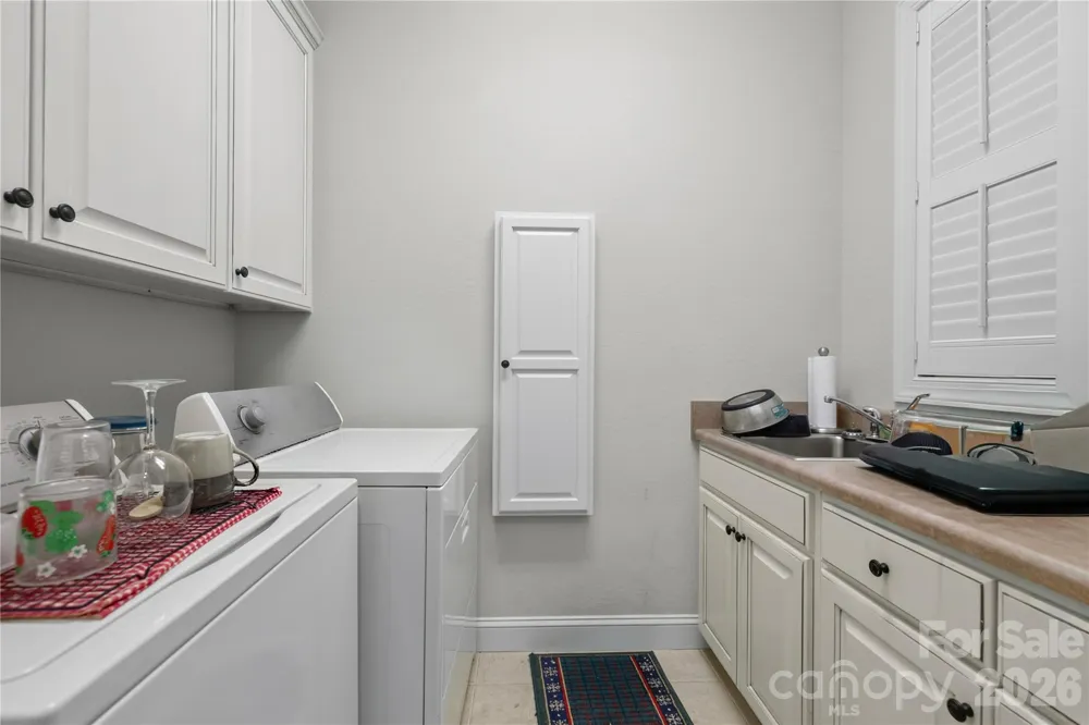 911 Buckberry Drive Sapphire, NC 28774