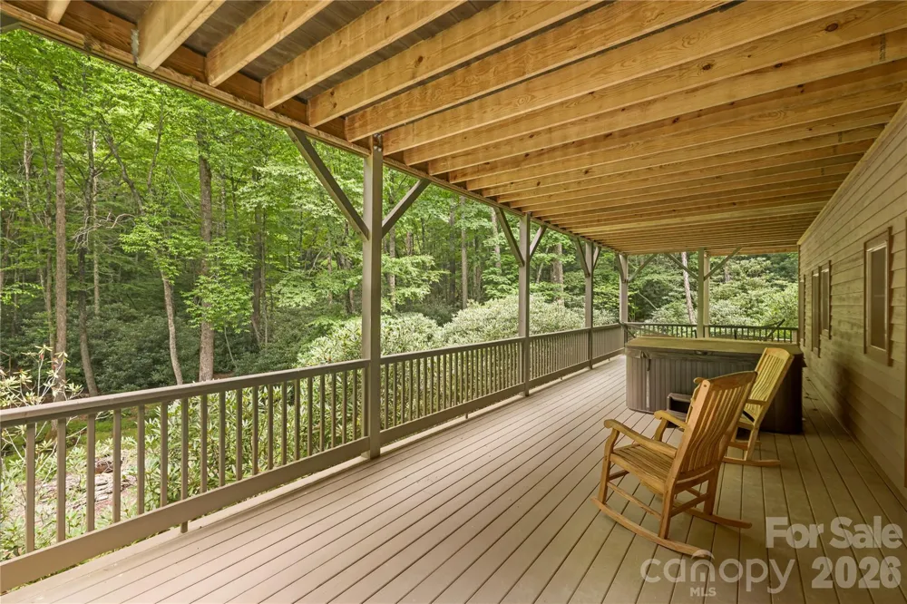 911 Buckberry Drive Sapphire, NC 28774