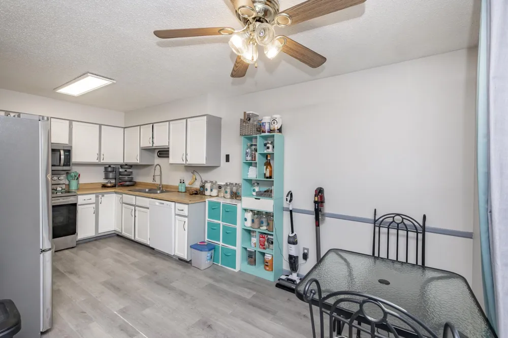 2321 Country Club Parkway Moorhead, MN 56560