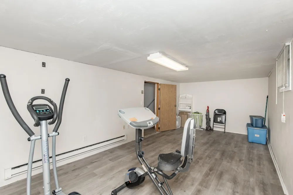 2321 Country Club Parkway Moorhead, MN 56560