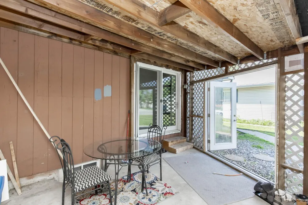 2321 Country Club Parkway Moorhead, MN 56560